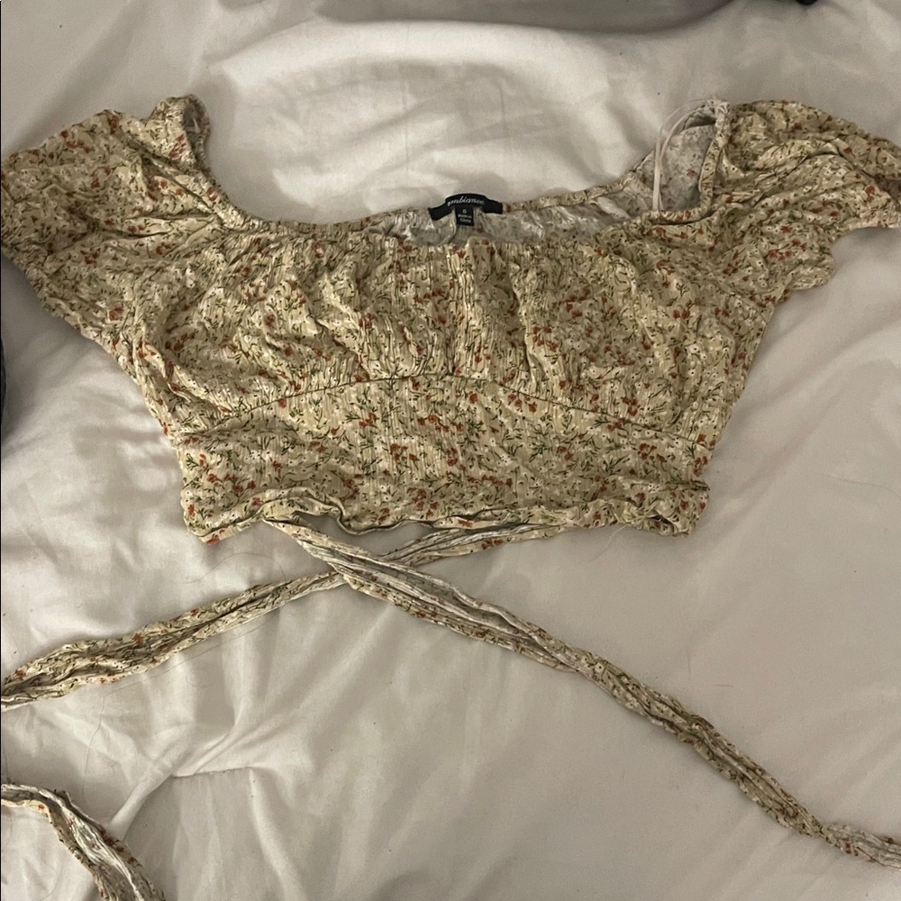Floral Cream Crop Top